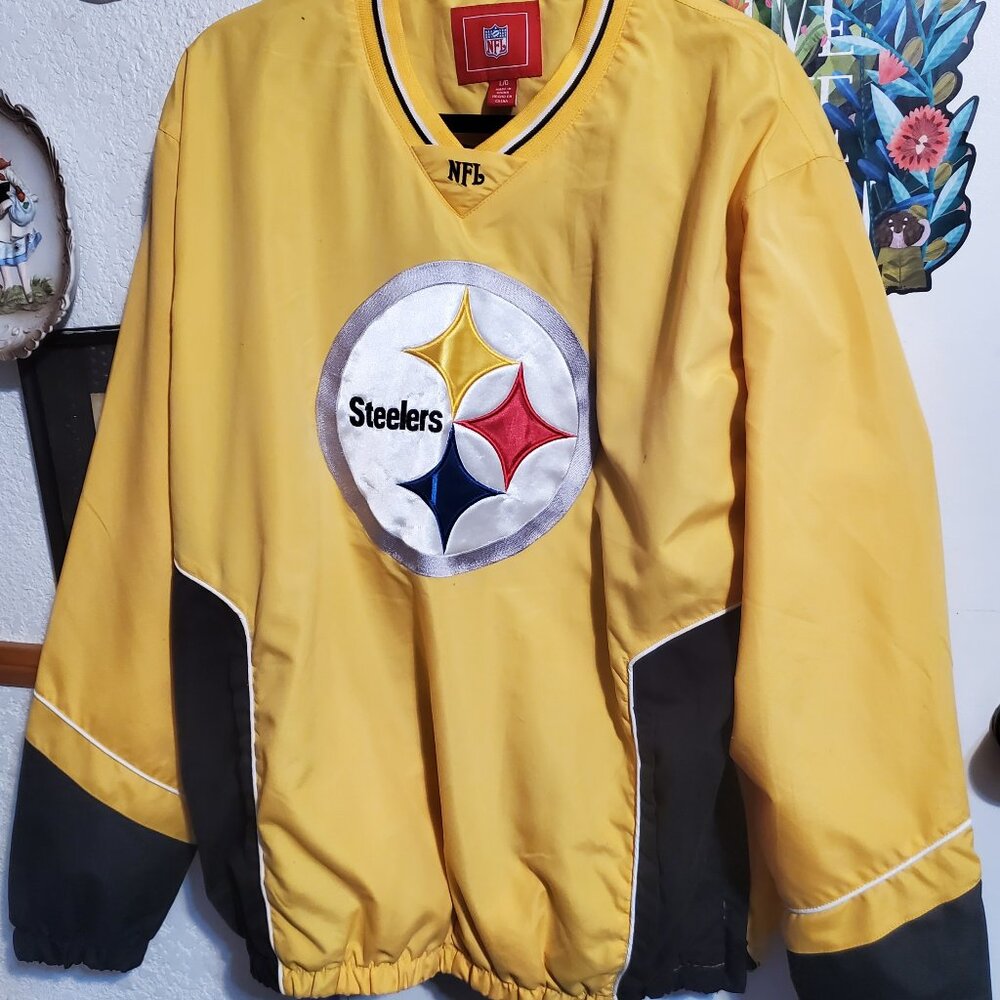 PITTSBURGH STEELERS WINDBREAKER, SIZE LARGE